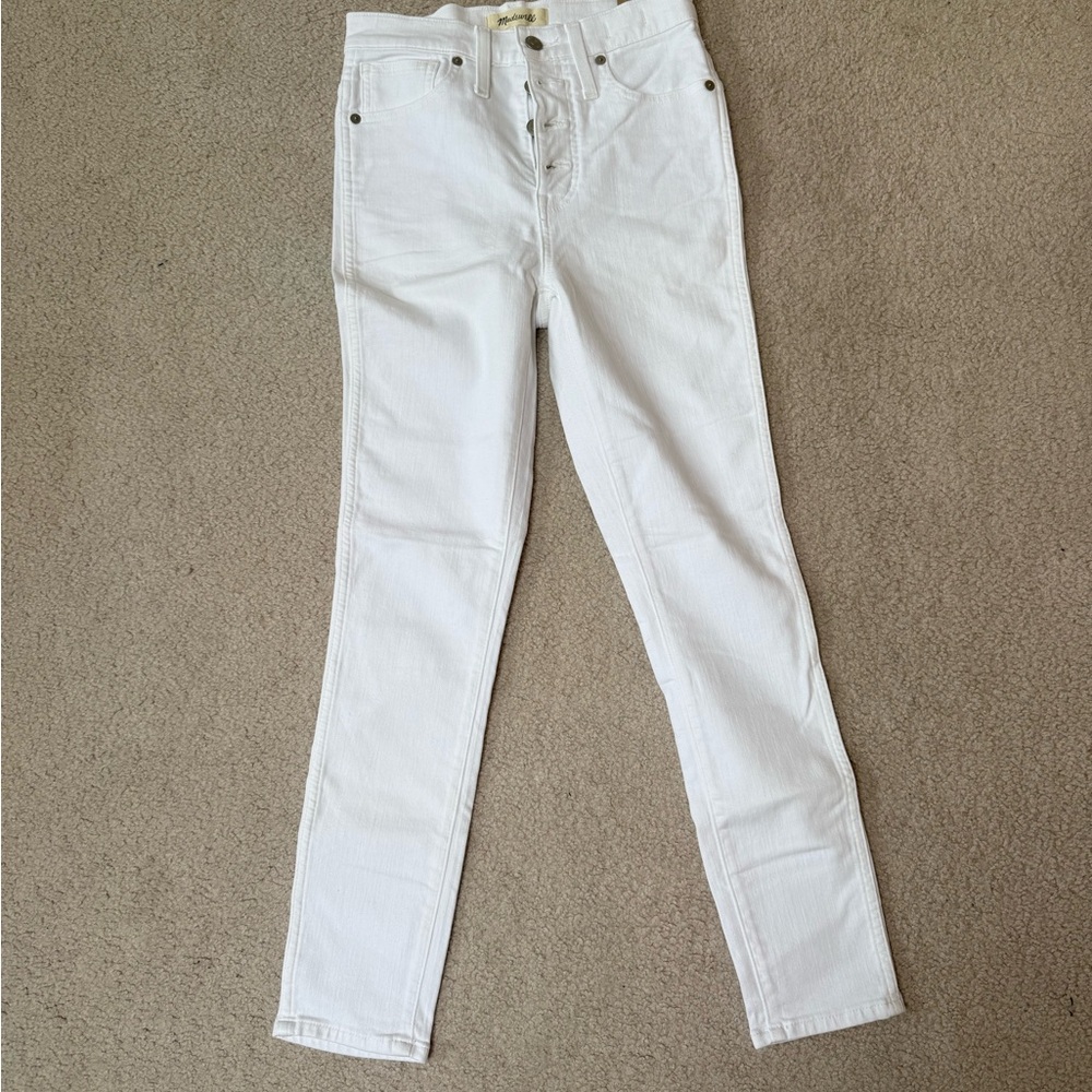 White High-Waisted Women's Jeans